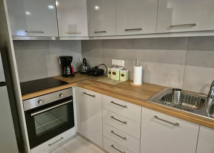 Apostolia Loutraki (Corinthia)